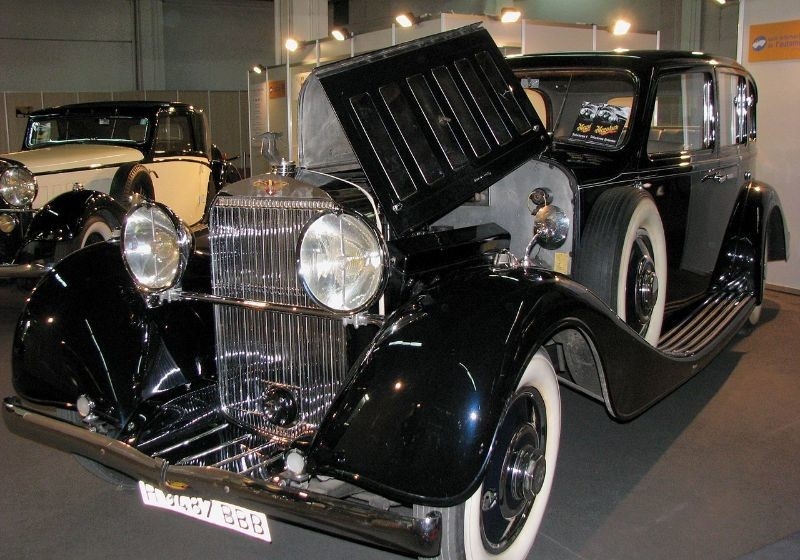 Испанский люксовый автомобиль Hispano-Suiza J12 1930-х годов