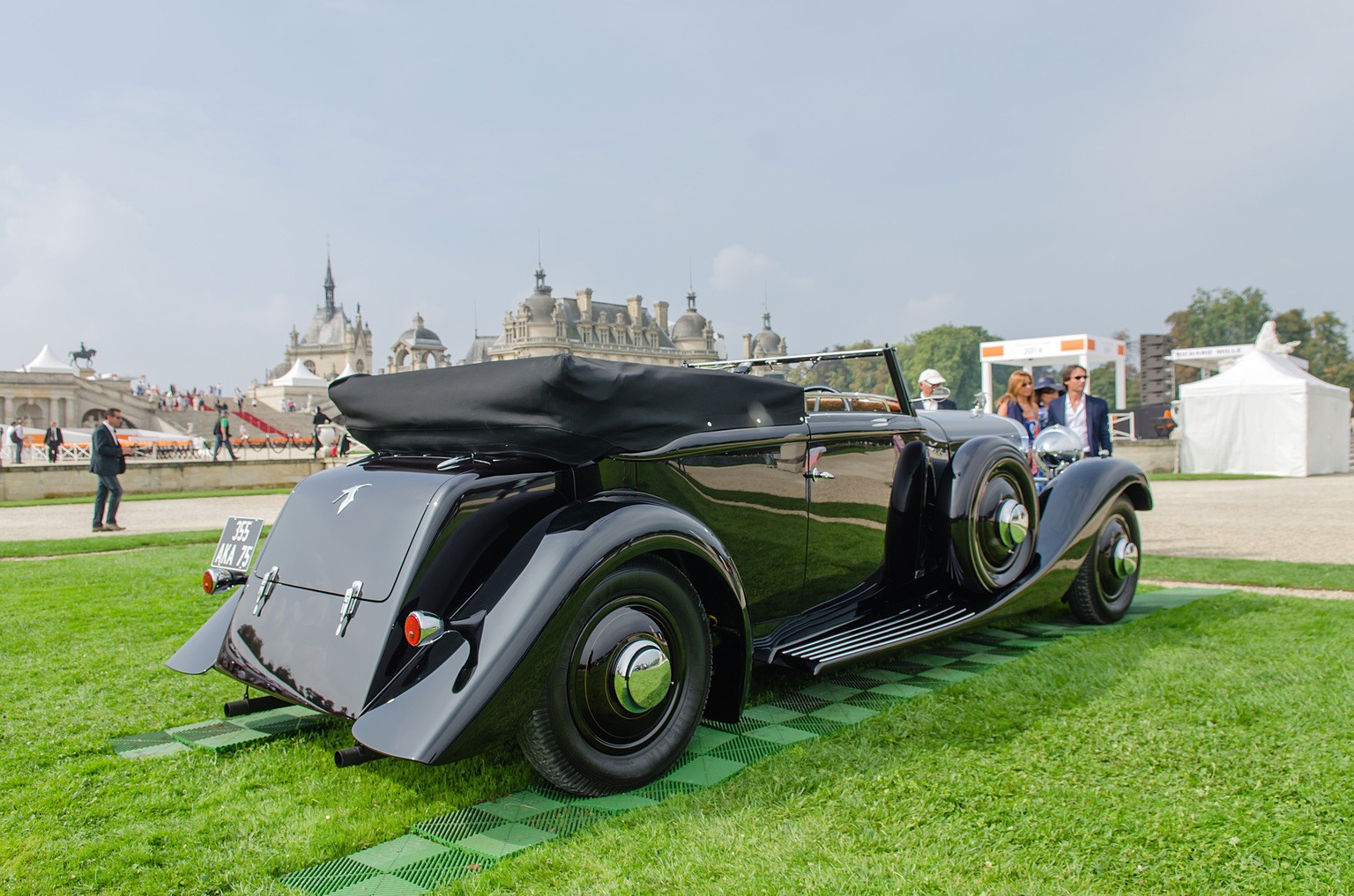 Испанский люксовый автомобиль Hispano-Suiza J12 1930-х годов