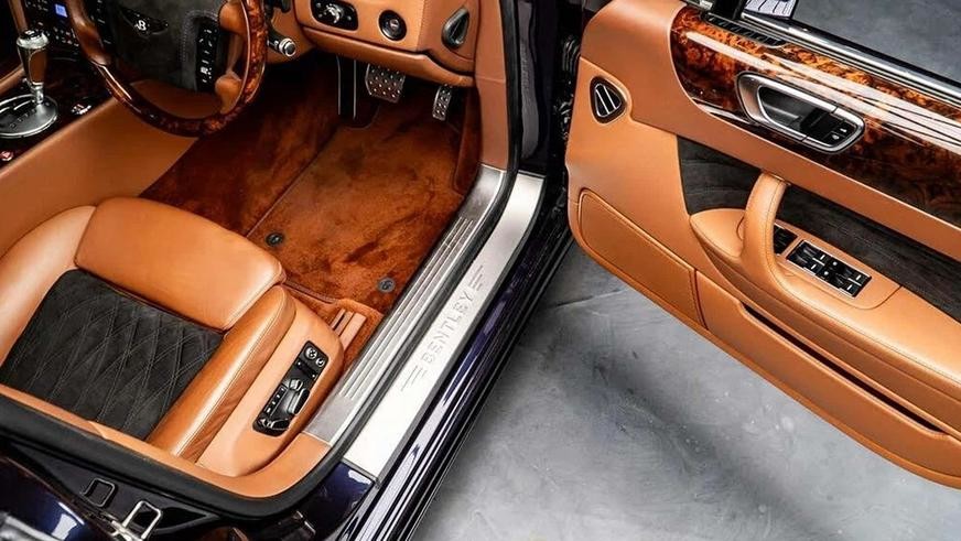 Единственный пикап Bentley Continental выставили на торги