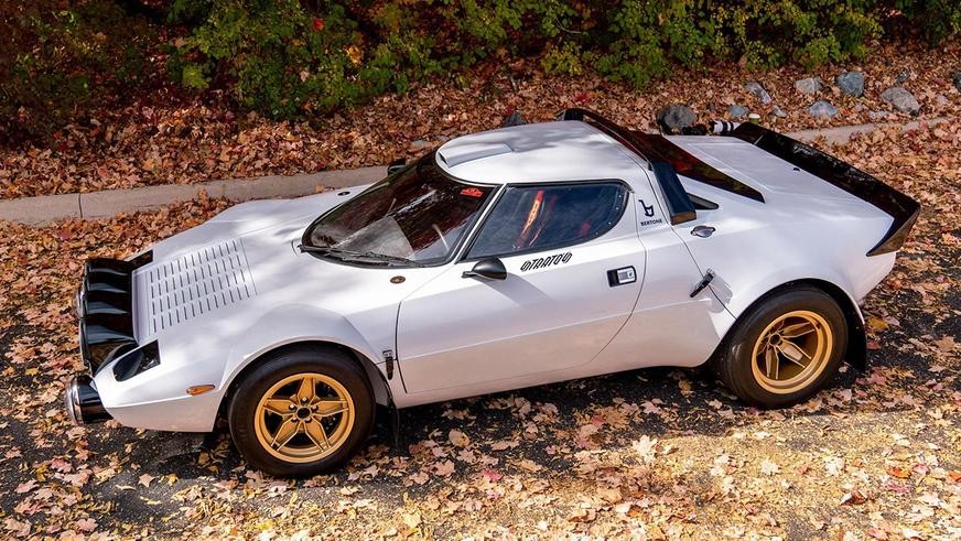 Точная копия легендарного раллийного Lancia Stratos