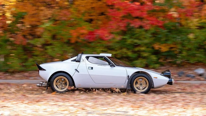 Точная копия легендарного раллийного Lancia Stratos