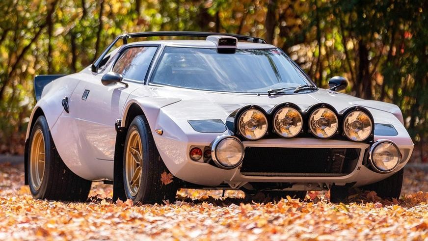 Точная копия легендарного раллийного Lancia Stratos