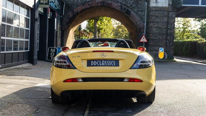 Родстер Mercedes-Benz SLR McLaren 2008 года выпуска без пробега