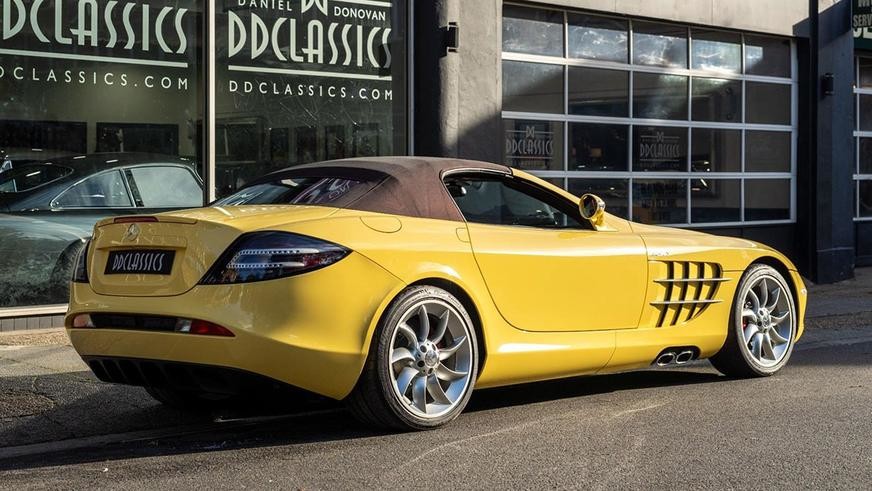 Родстер Mercedes-Benz SLR McLaren 2008 года выпуска без пробега