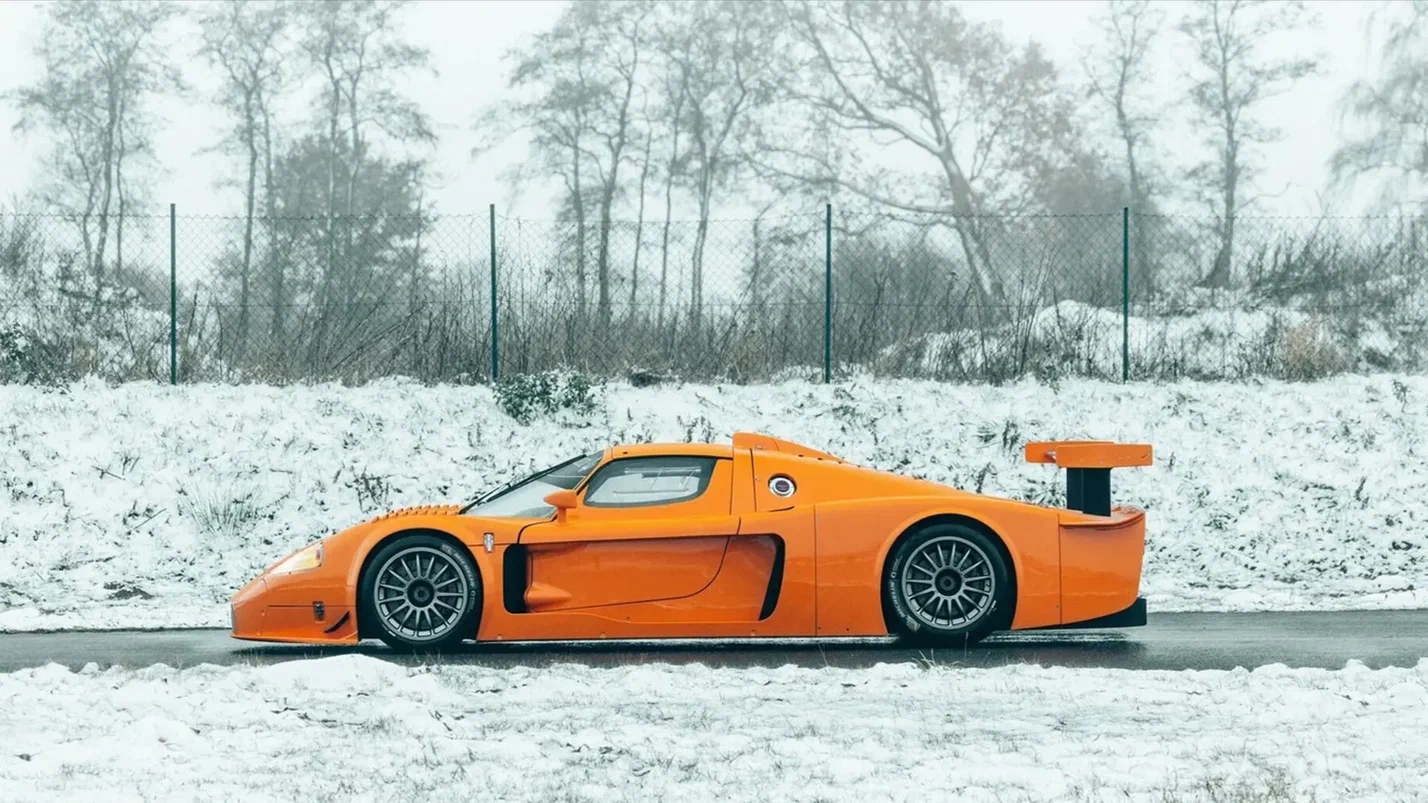 Редкий трековый спорткар Maserati MC12 Versione Corsa