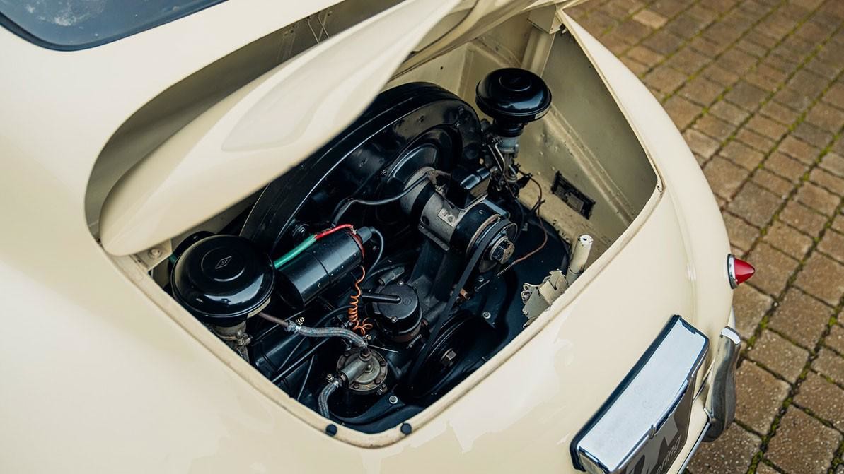 Один из первых серийных купе Porsche оценили в 3,5 миллиона долларов