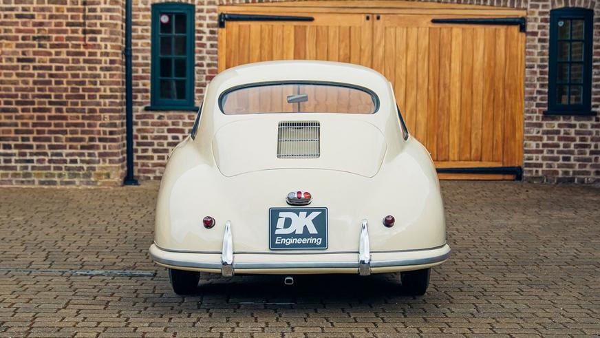 Один из первых серийных купе Porsche оценили в 3,5 миллиона долларов