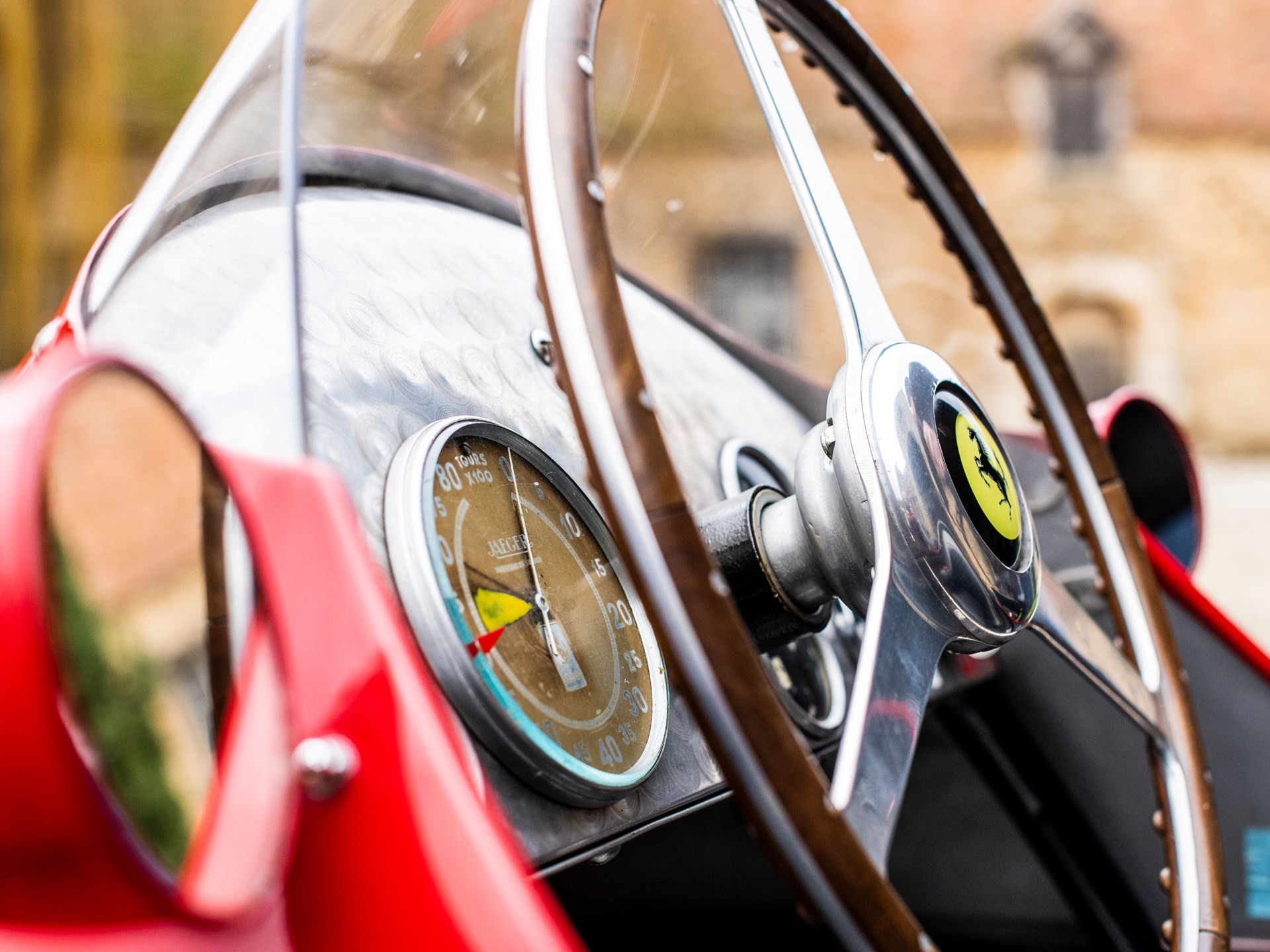 70-летний болид Формулы-1 Ferrari Tipo 625 Monoposto 1954 года