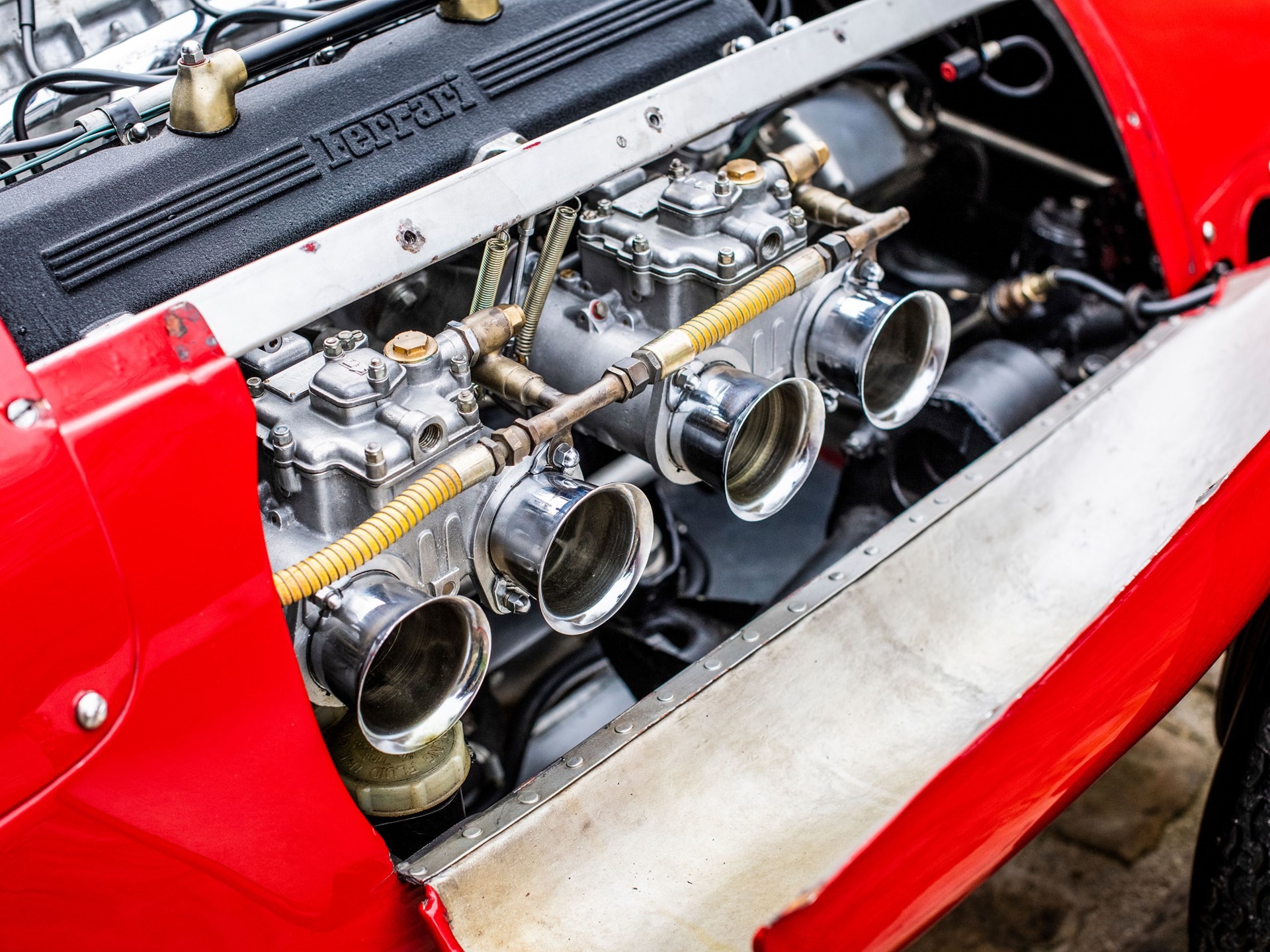 70-летний болид Формулы-1 Ferrari Tipo 625 Monoposto 1954 года
