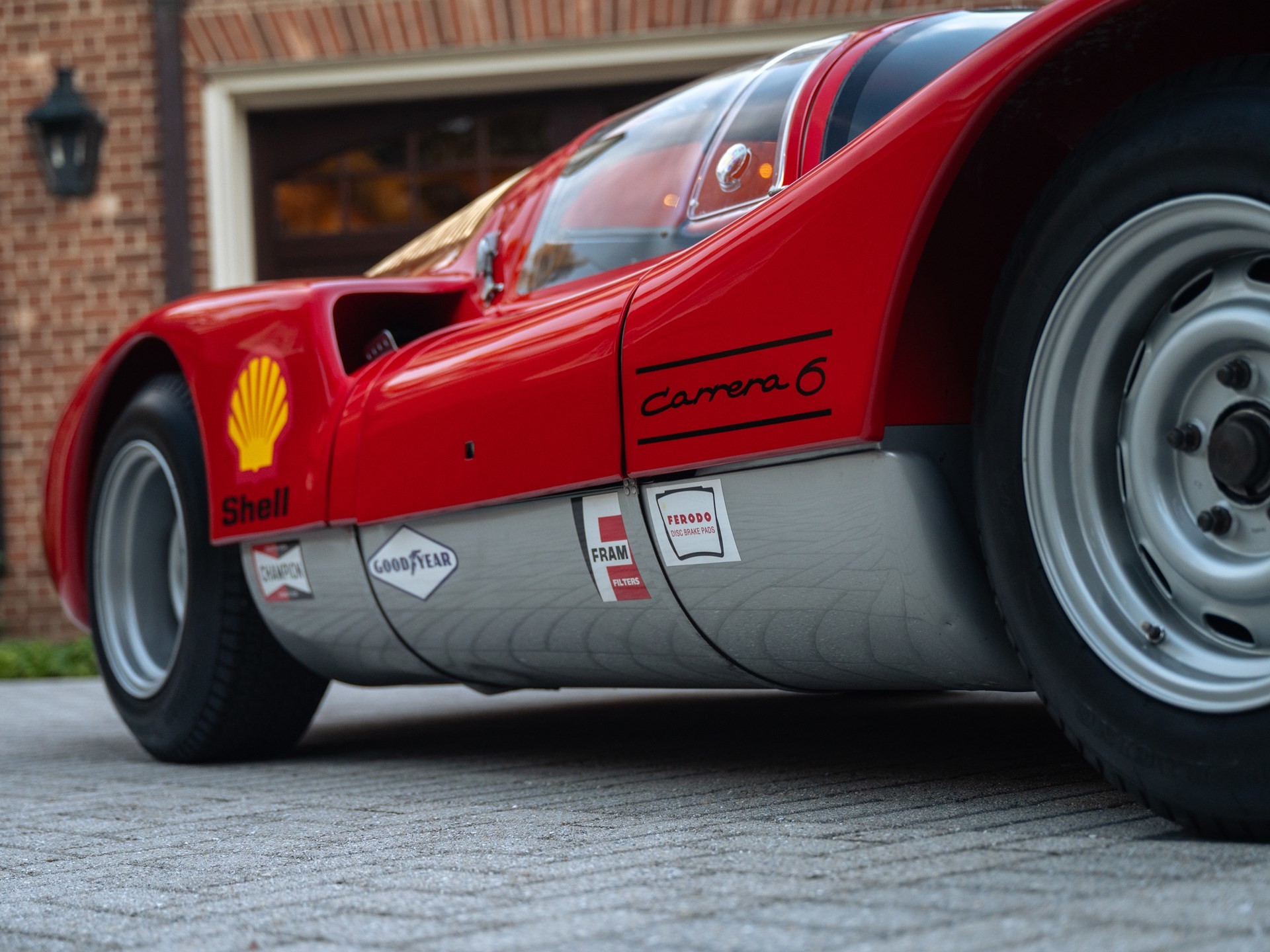 Гоночный Porsche 906 Carrera 6 1966 года