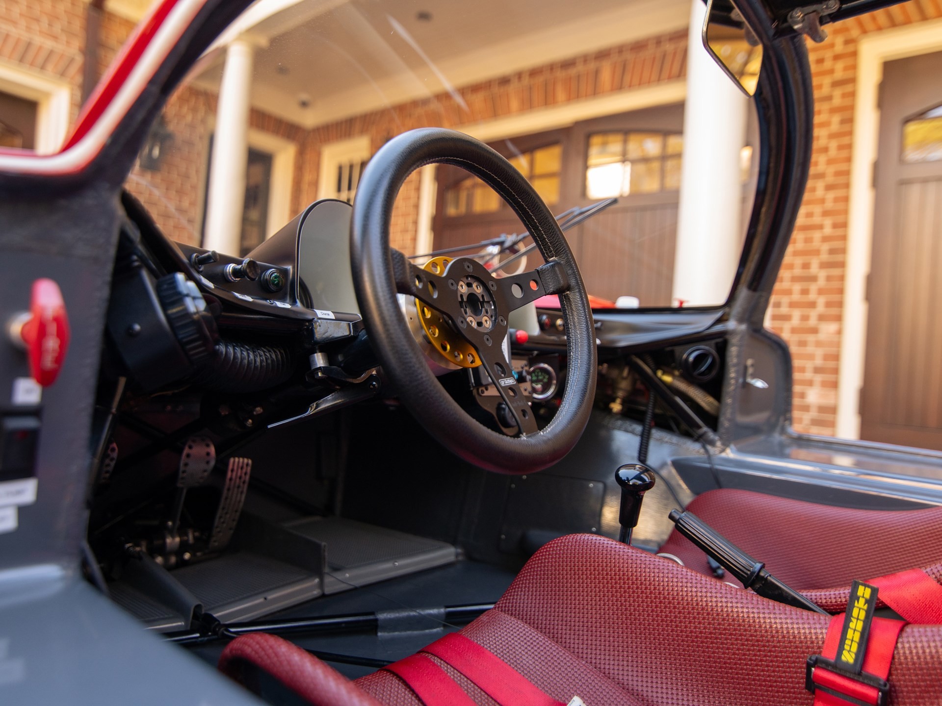 Гоночный Porsche 906 Carrera 6 1966 года