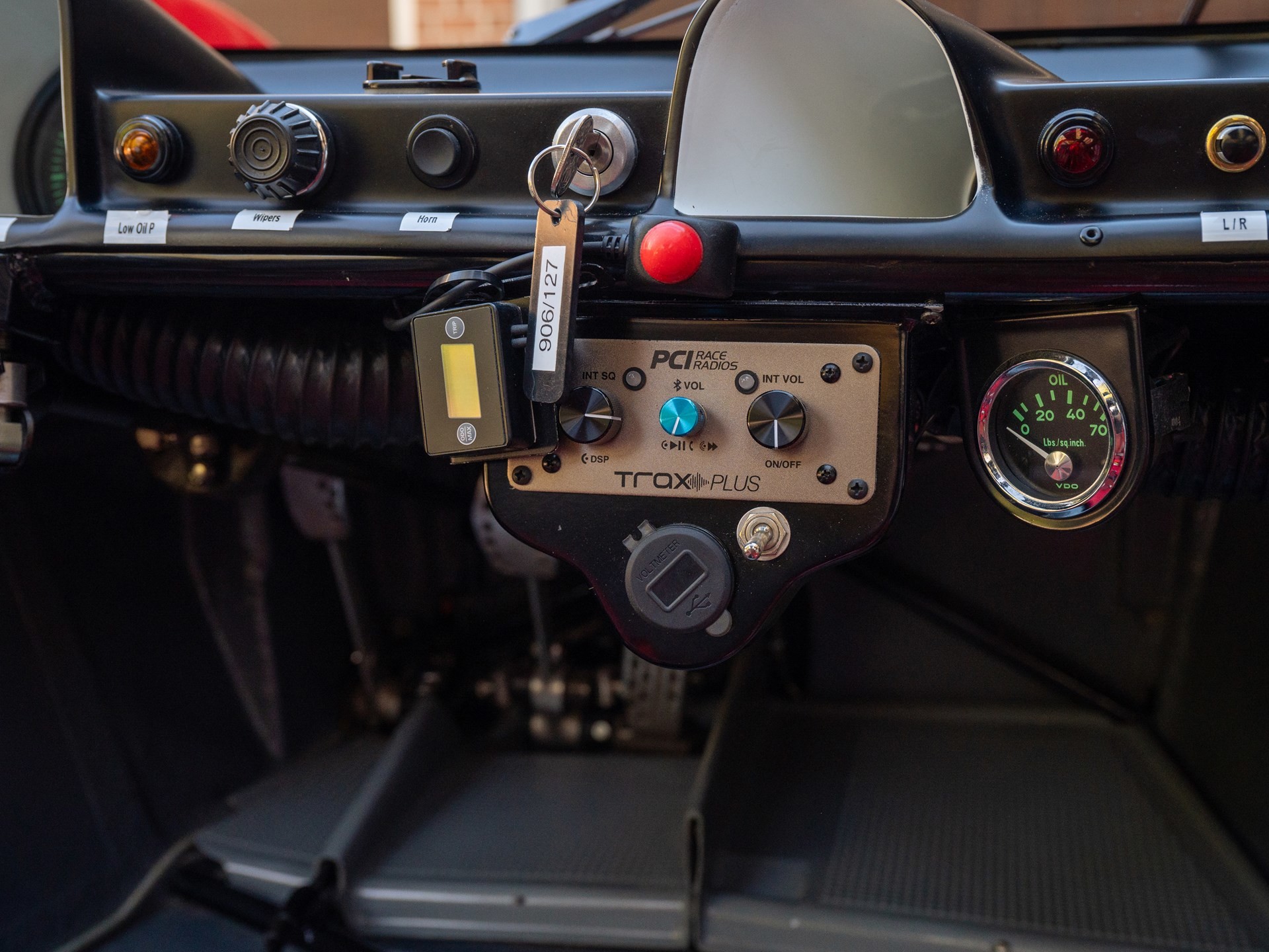 Гоночный Porsche 906 Carrera 6 1966 года