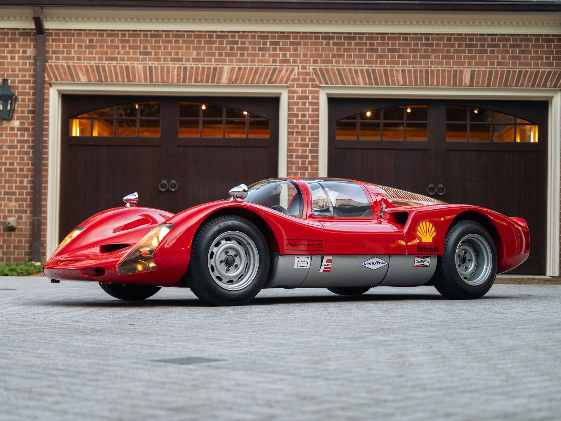 Гоночный Porsche 906 Carrera 6 1966 года