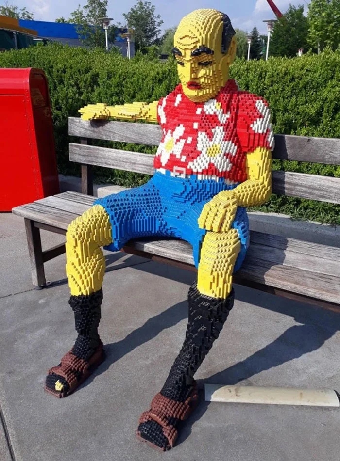 Просто потрясающие постройки и скульптуры из LEGO