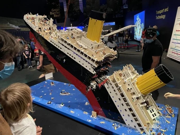 Просто потрясающие постройки и скульптуры из LEGO