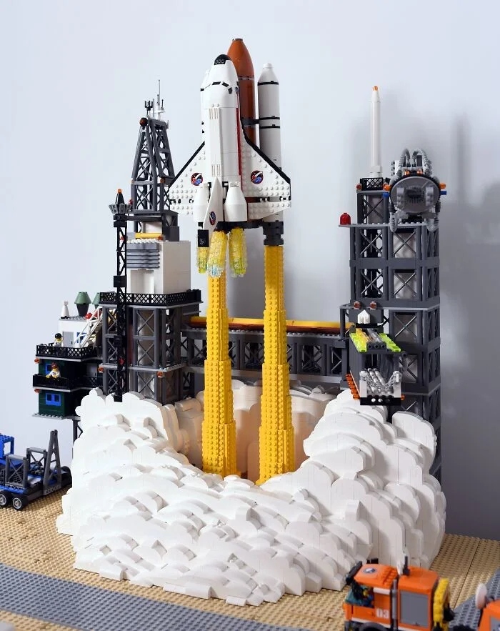 Просто потрясающие постройки и скульптуры из LEGO