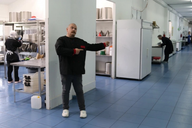 Люди самых разных профессией показали снимки с работы