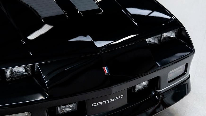 Капсула времени в виде нового Chevrolet Camaro 1985 года