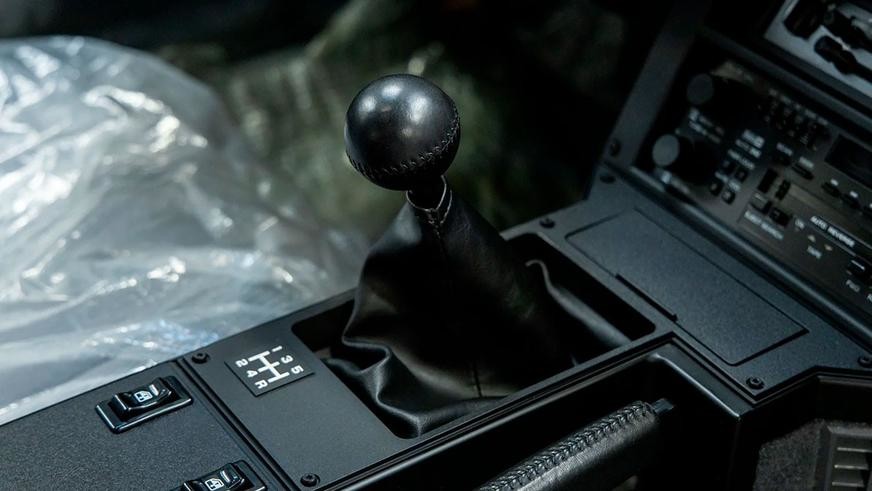 Капсула времени в виде нового Chevrolet Camaro 1985 года