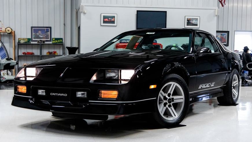 Капсула времени в виде нового Chevrolet Camaro 1985 года