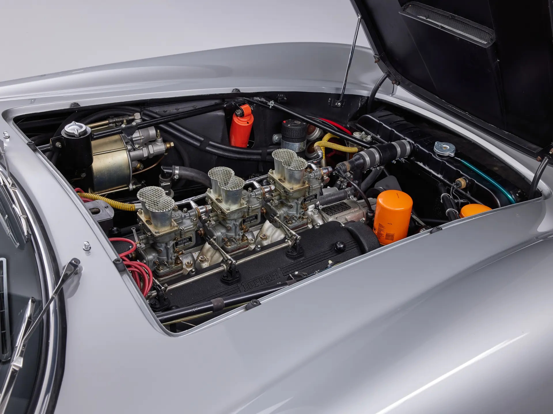 Редкий спорткар Ferrari 250 GT SWB Berlinetta 1960 года