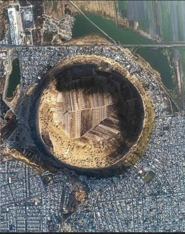 Неожиданные находки и необычные места с Google Earth