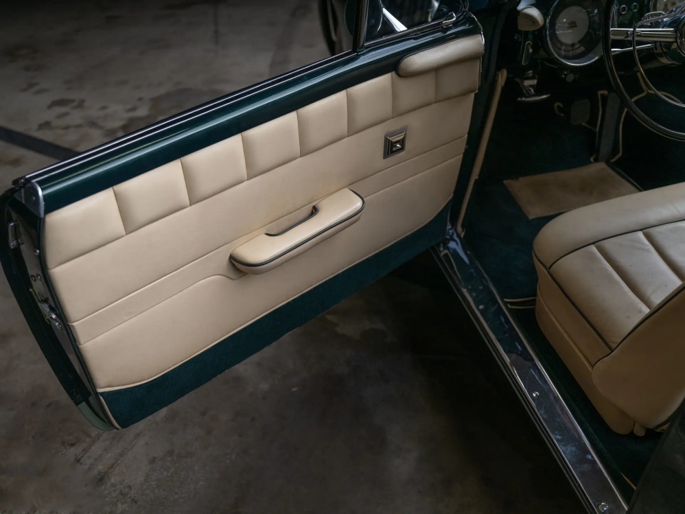 Уникальное купе Chrysler Styling Special 1952 года