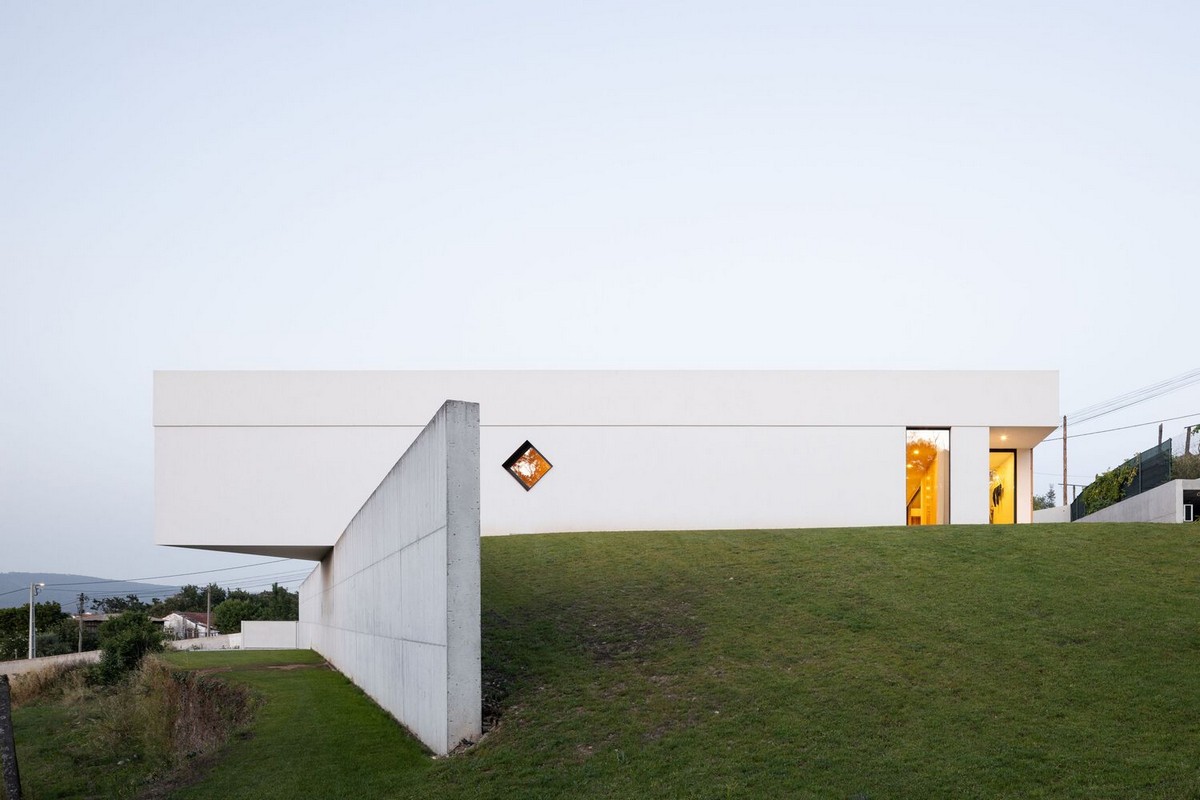 Терраса и вид на долину