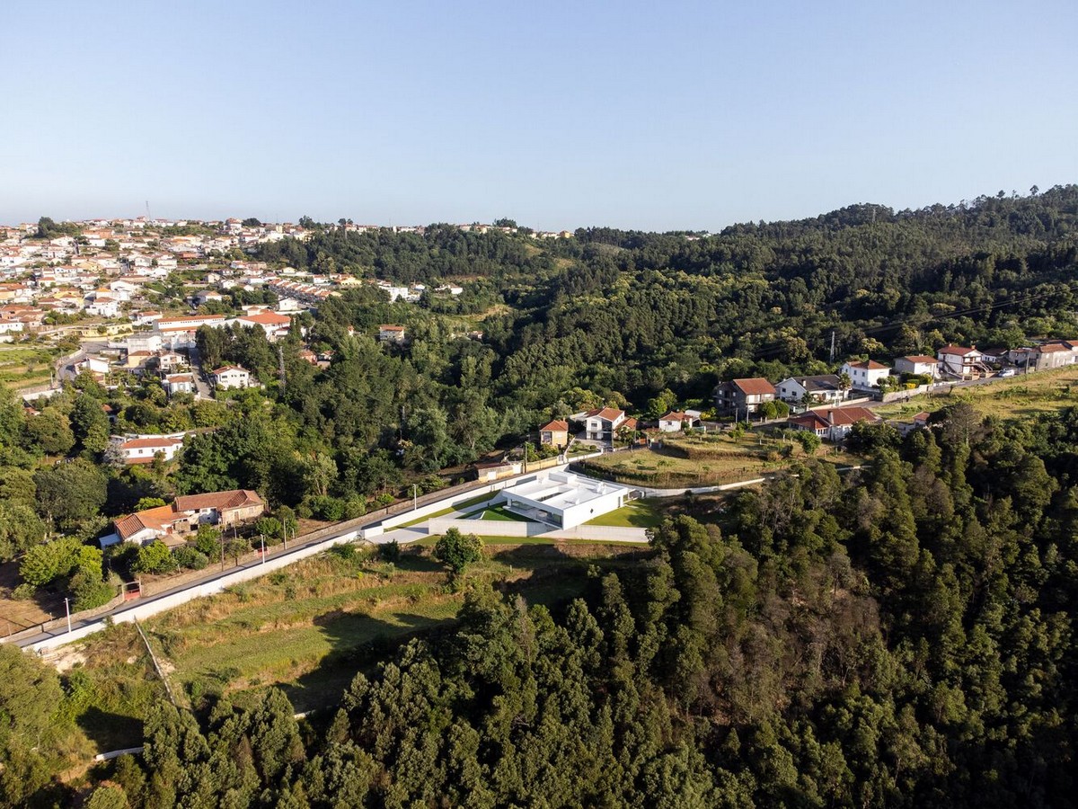 Лестница и внутреннее пространство