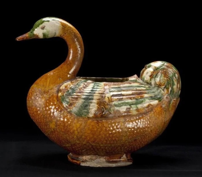 Китайский сосуд в форме гуся