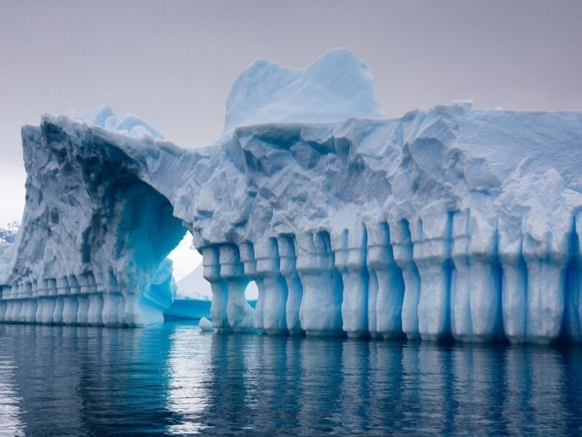 Льды Антарктиды