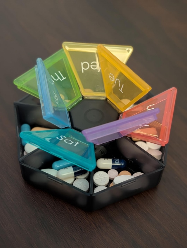 Круглый органайзер для таблеток