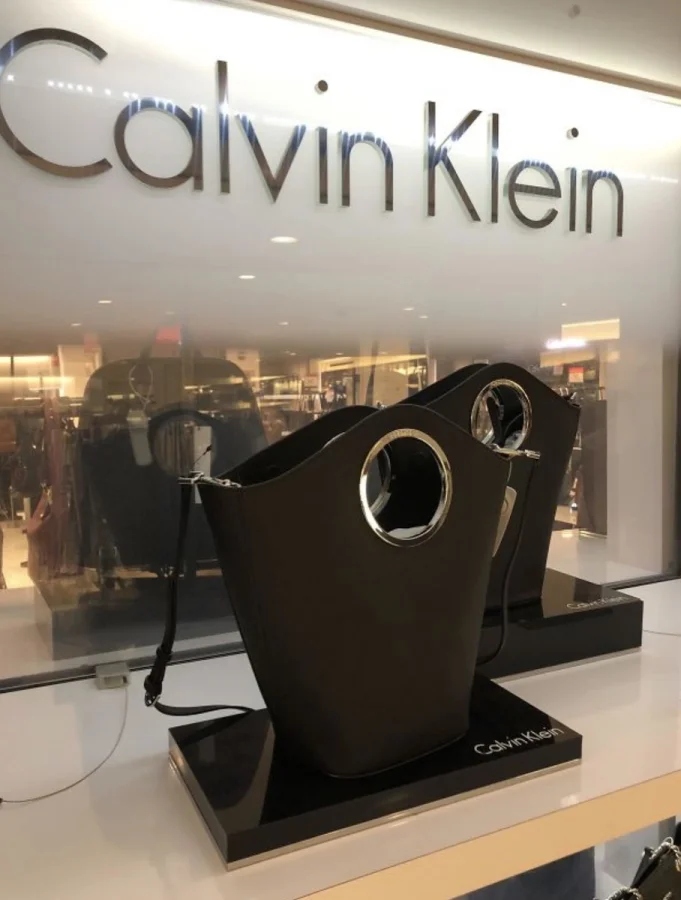 Сумка похожая на мусорку