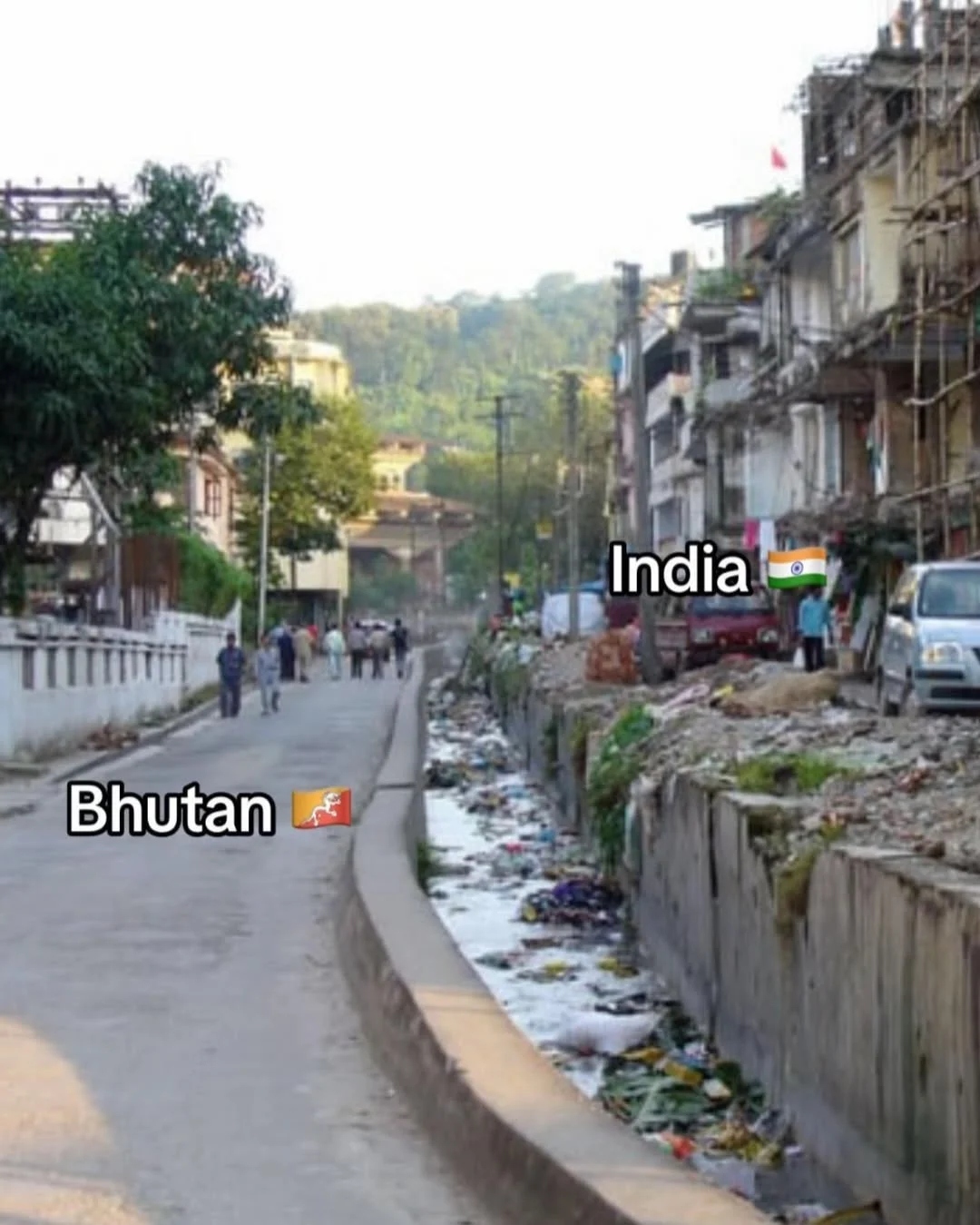 Контрастная граница Бутана и Индии