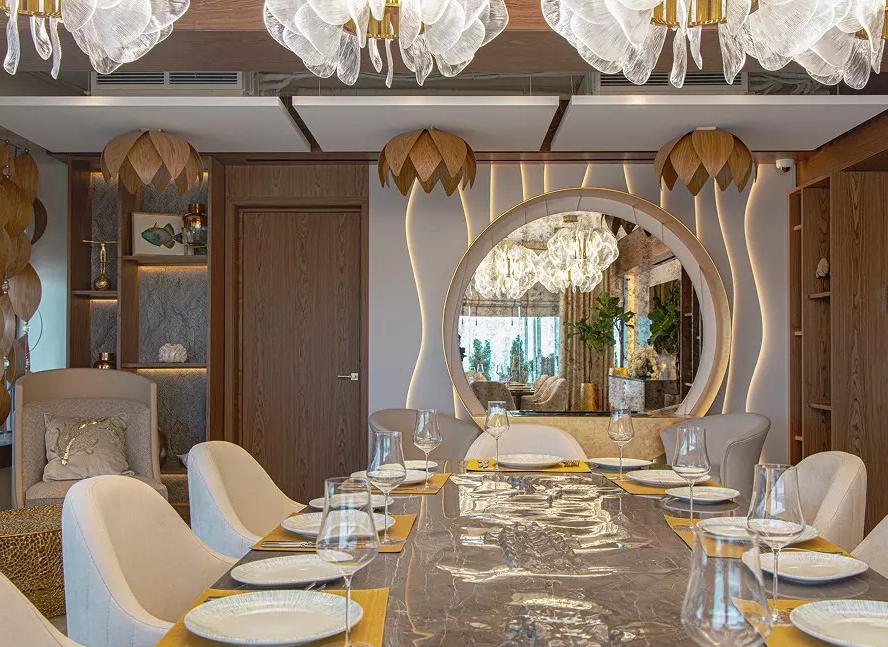 Сервировка стола для делового обеда